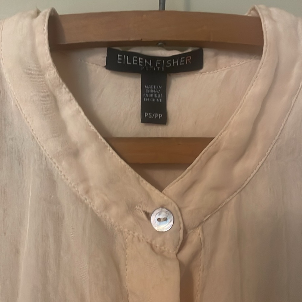 Eileen Fisher size PS/PP very light peach colored blouse - Picture 3 of 13